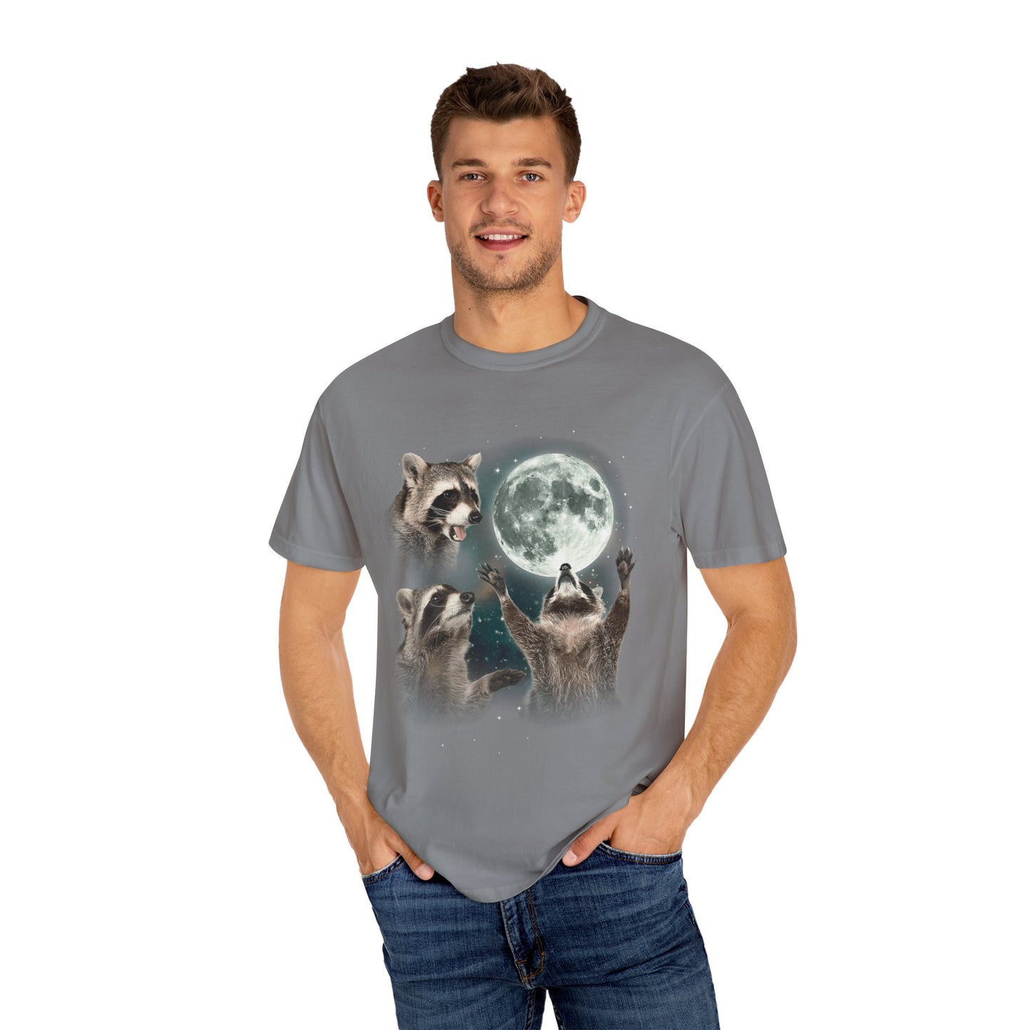 Three Raccoons Howling at the Moon Vintage Retro T-Shirt